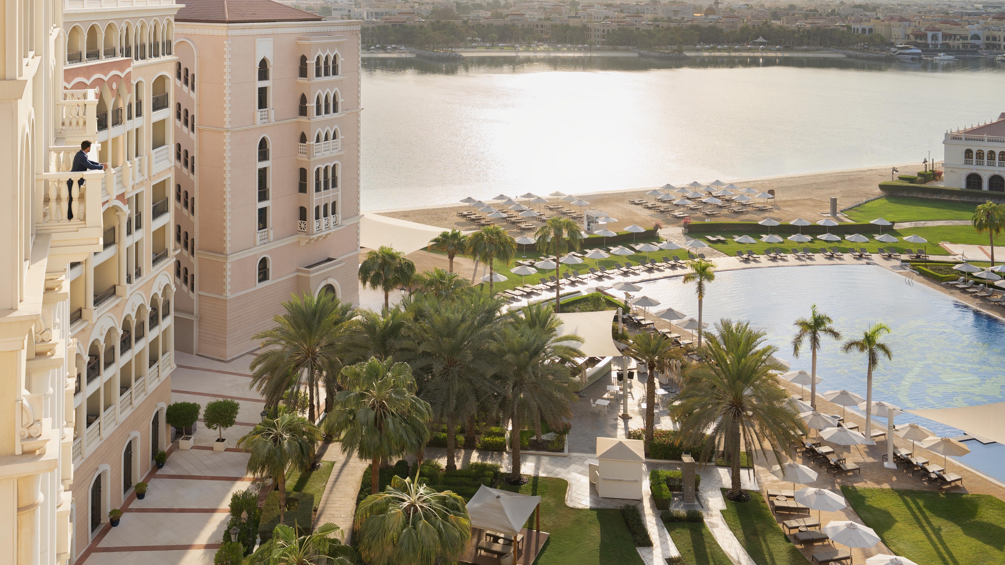 The Ritz-Carlton Abu Dhabi, Grand Canal Over view