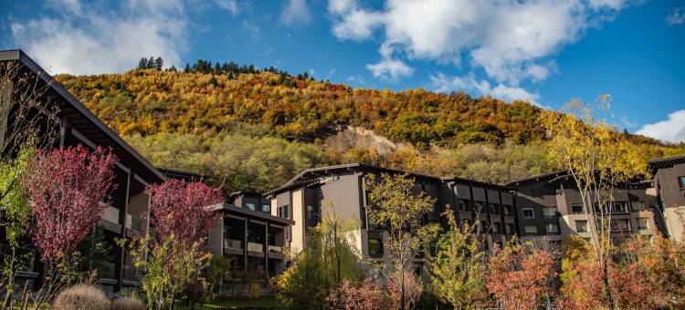 九寨鲁能希尔顿度假酒店图片