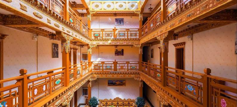 香格里拉冈仁波齐客栈(独克宗古城大佛寺转经筒店)图片