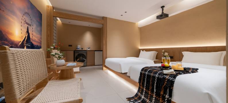 旅青春·巷往民宿(城市中心广场店)图片