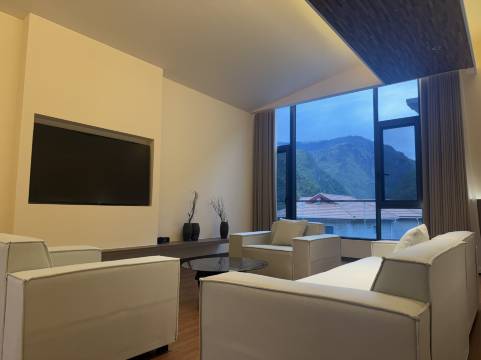 黑水诺尔斯基.森屿枕雪|林海秘境山野美宿图片