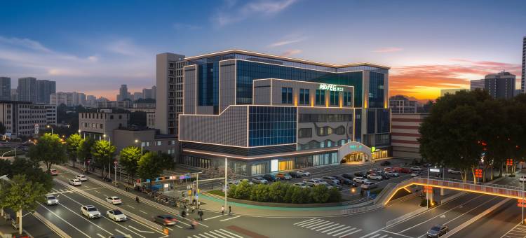 果岭19号S酒店(南阳七一路卧龙岗店)图片