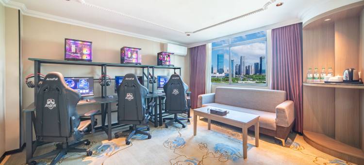 美娱·星峰电竞酒店(茂名站店)图片