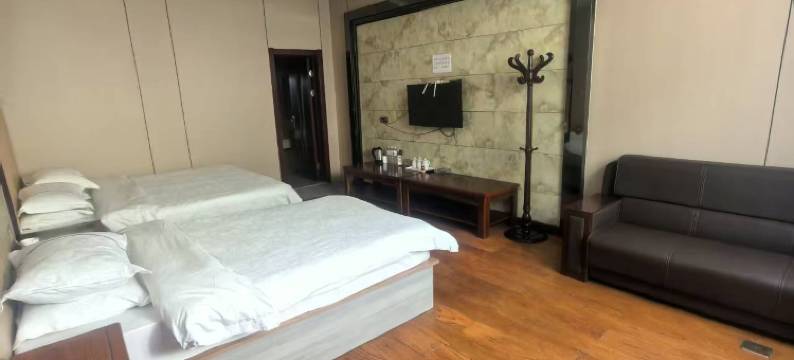 宁武宝昌商务酒店(凤舞广场店)图片