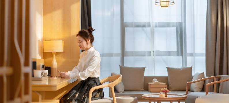 建国璞隐酒店(长春万象城人民广场地铁站店)图片