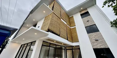 Eva's Guest House