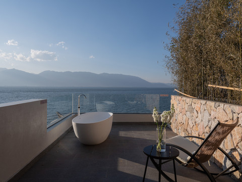 静待花开海景度假酒店(大理洱海店)