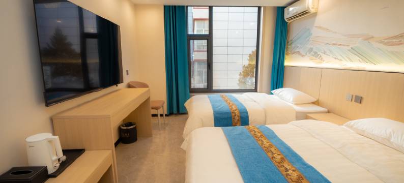 蒙达宾馆(人民广场乌海站店)图片