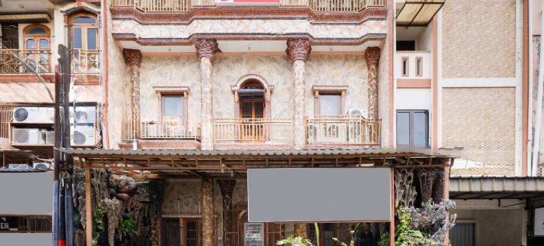 RedDoorz Plus near Mall Sunter图片