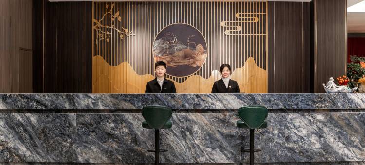 广龙国际酒店(枣阳高铁站店)图片