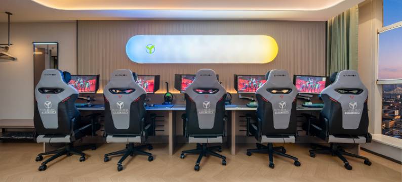 叶与晨电竞电影酒店(廊坊站万达广场店)图片