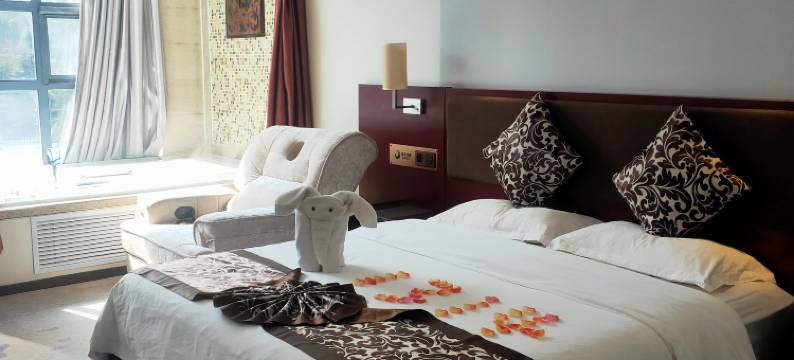 房县天悦温泉酒店图片