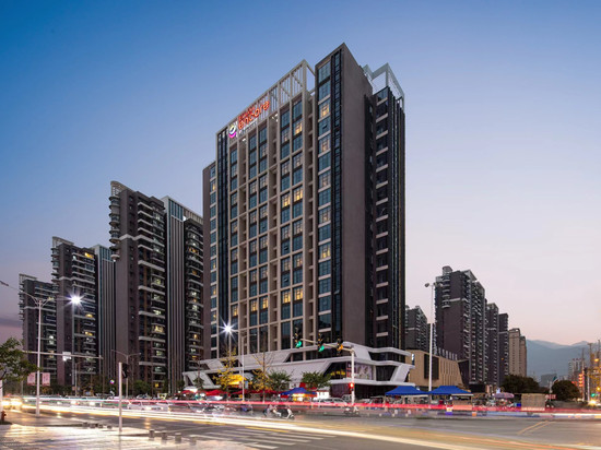 恩施华美达安可酒店