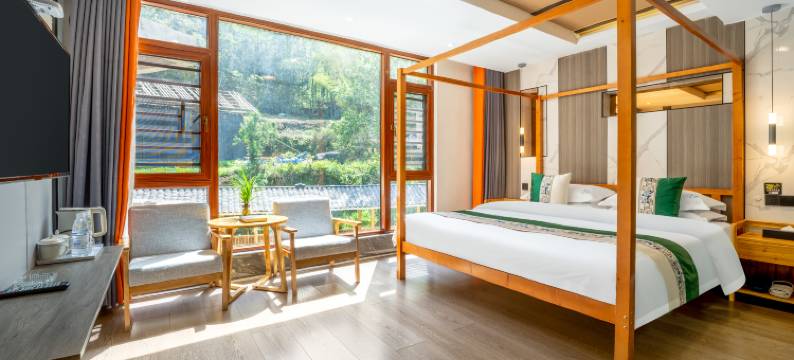 梵净山倚山雅阁民宿(景区东门店)图片