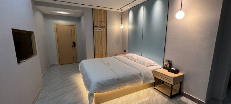 海丰都市之星公寓(海城镇美食街店)图片