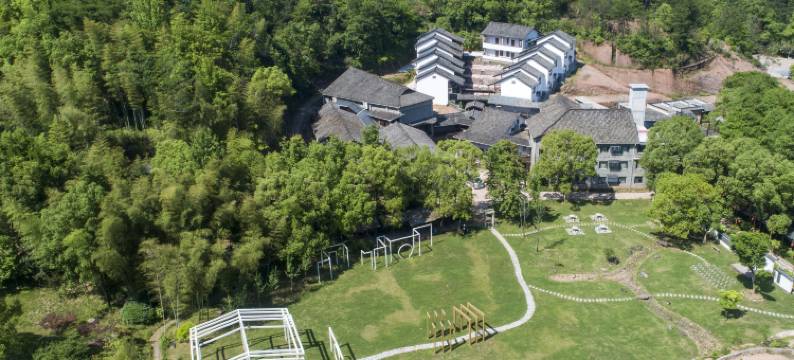 兰溪卧龙湖畔山居图片