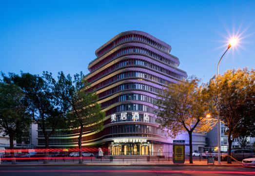 天津滨海新区塘沽美居酒店外景图