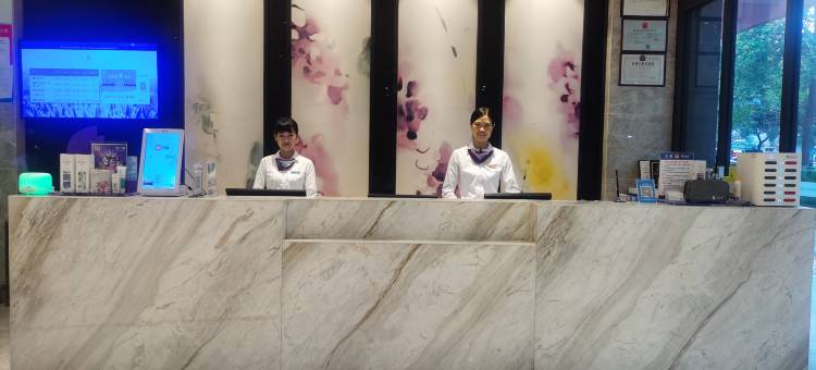 麗枫酒店(常德步行街诗墙店)图片