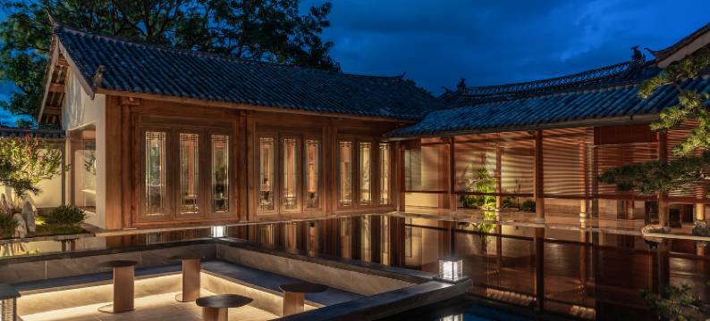 丽江嵌雪楼酒店图片