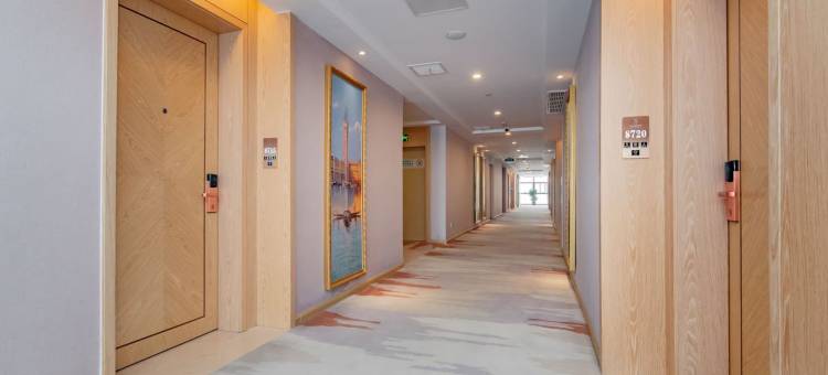 维也纳国际酒店(南县大世界店)图片