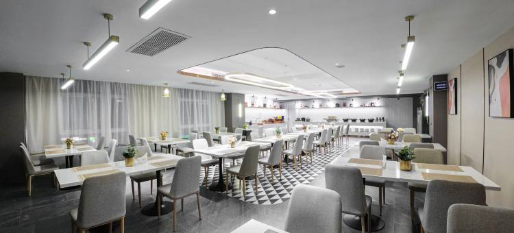 宏富酒店(咸宁湖北科技学院店)图片