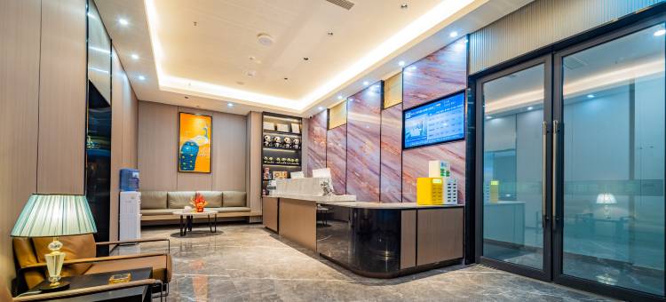 美伦上层酒店(成都大丰五粮液文化体育中心店)图片