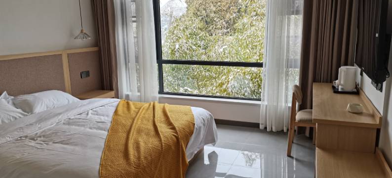 诗韵民宿(老君山店)图片