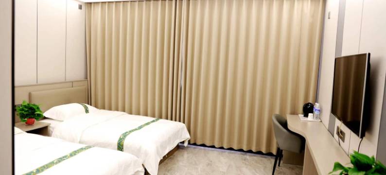 察右后旗旭辰酒店图片