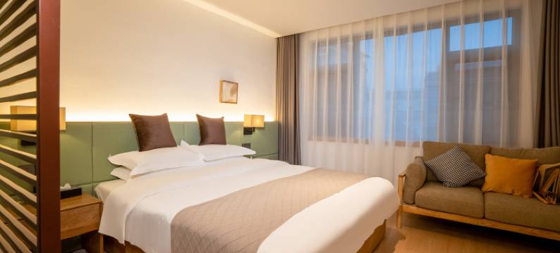 张家界郡澜酒店(天门山索道站店)图片