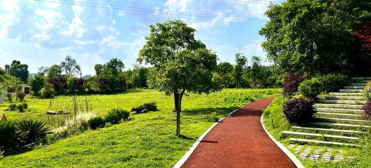 旅途浮光酒店(贵阳机场双龙航空港经济区店)图片
