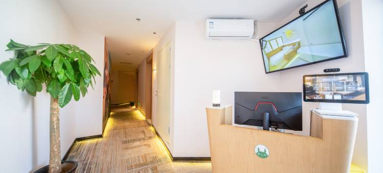 龙猫精灵酒店(长沙阿波罗广场火车站地铁站店)图片