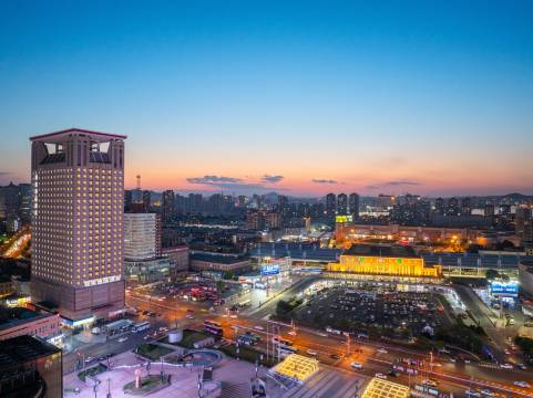 大连火车站琓美逸品酒店图片