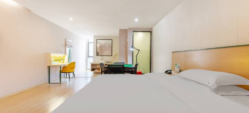 越家酒店(南昌青山湖万达李巷地铁站店)图片