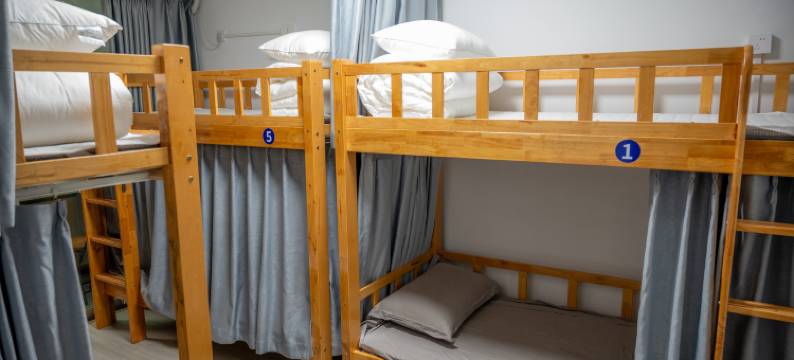 星期八青年旅舍(泉州客运中心站店)图片