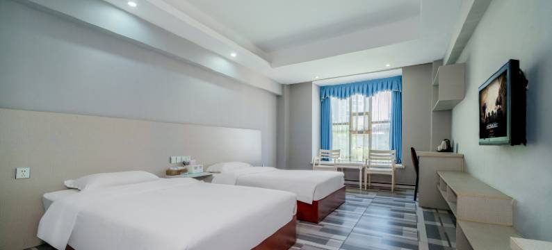 柏莱斯酒店(娄底新化站店)图片