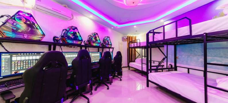 铭阳电竞酒店(郑州高铁东站店)图片