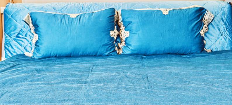 依山伴水度假酒店图片