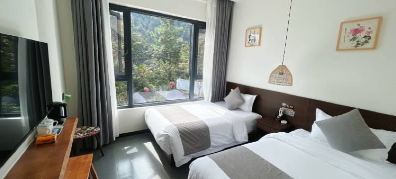 武当山伴山民宿(南岩店)图片