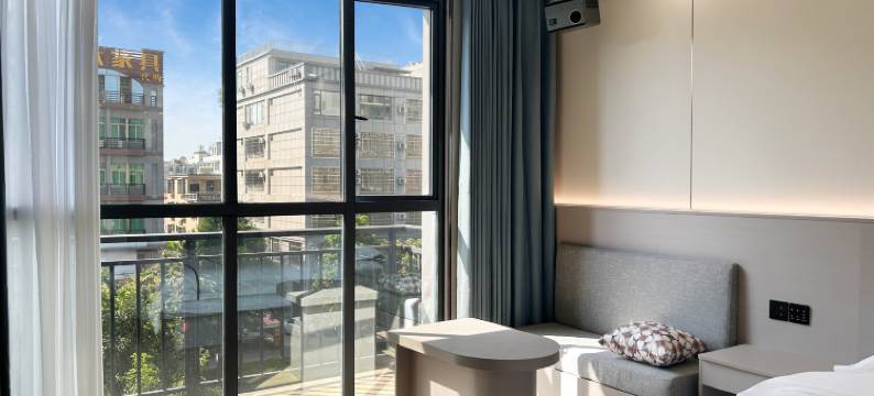 琼海金源楼影院酒店(琼海高铁站店)图片