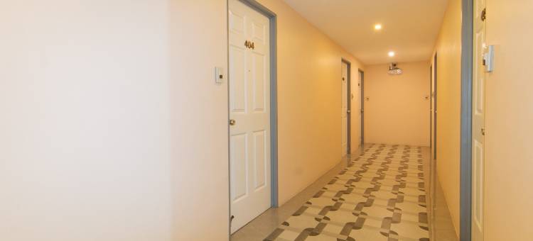 RedDoorz Plus @ Seventy Five Inn Near Manila Airport图片