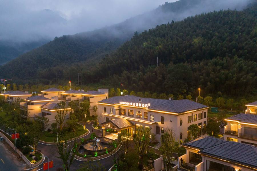 吉安武功山美崙温泉酒店