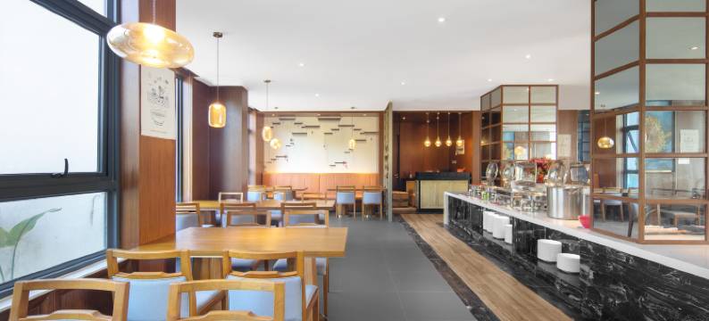 三亚湾晟月海景酒店(凤凰国际机场店)图片