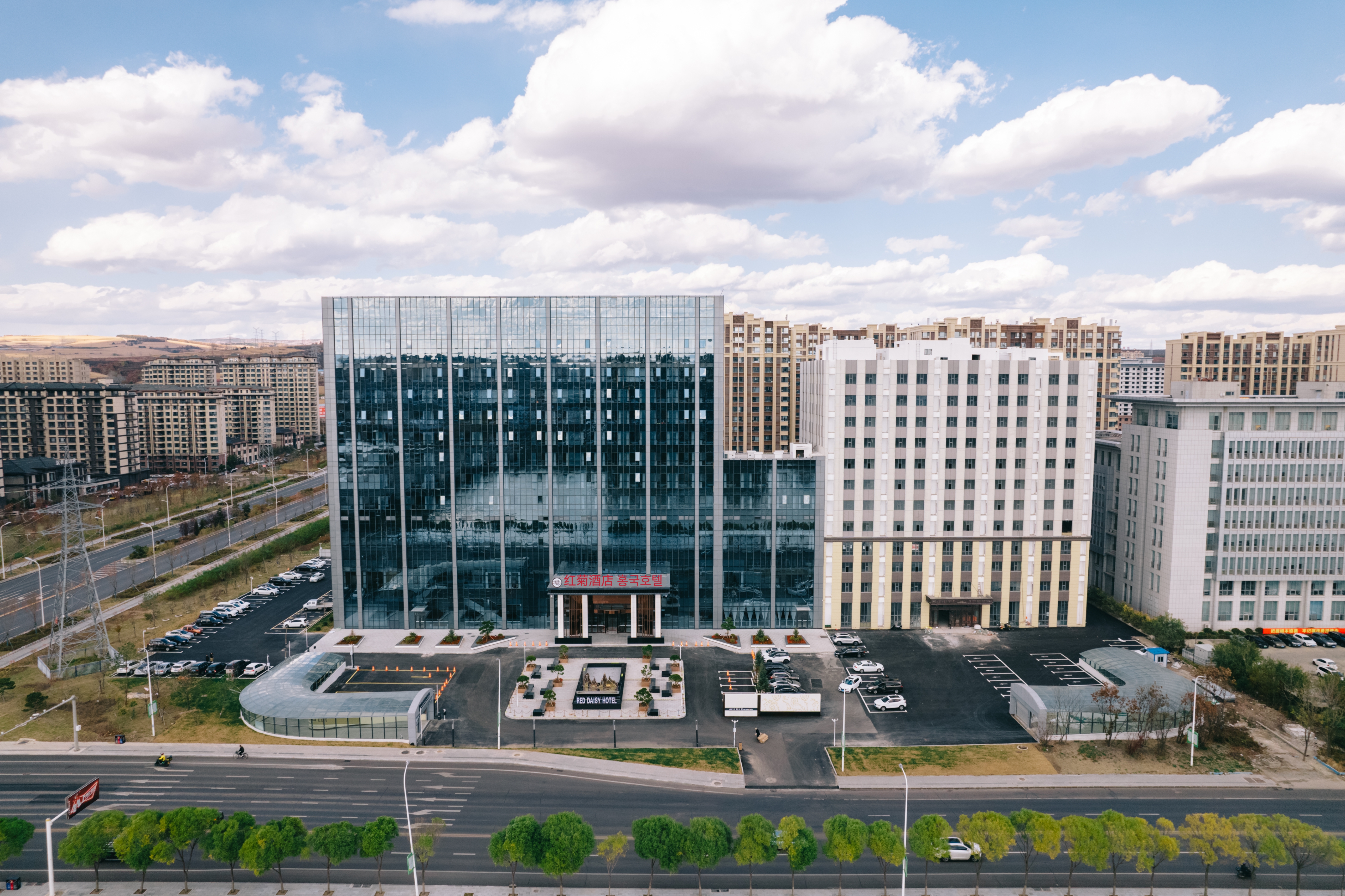 Yanji Hongju BuildingOver view