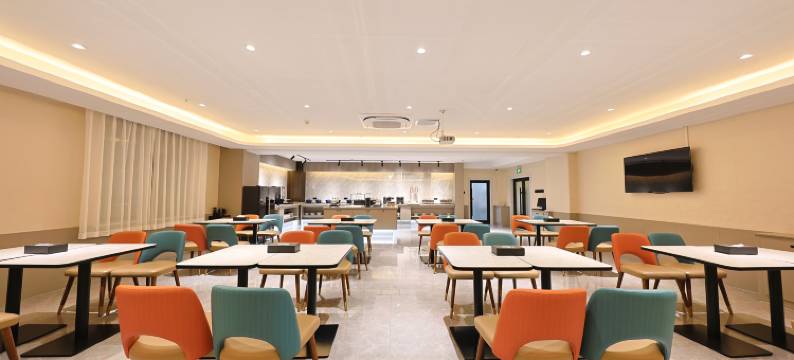 巴尔鲁娜酒店(延吉延边大学西市场店)图片