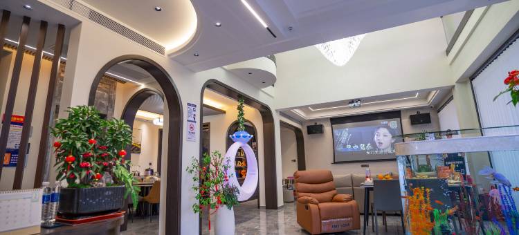 千岛湖镇舒曼·居里Life轻奢设计民宿(千岛湖啤酒小镇店)图片