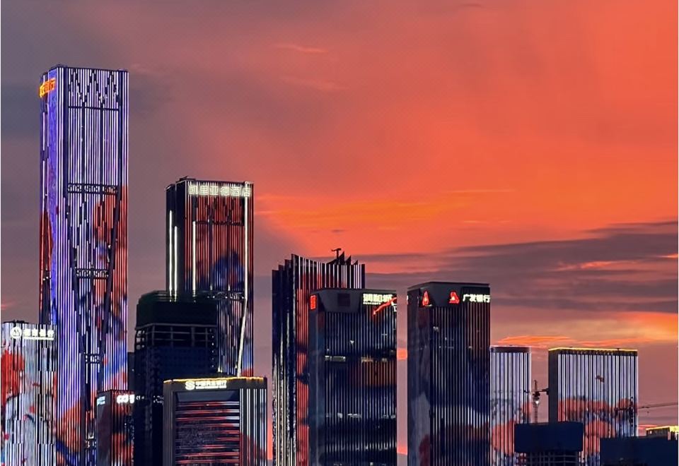 凯里亚德酒店(湖南金融中心店)外景图