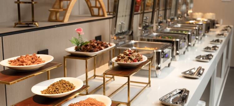 西昌美丽华大酒店(邛海17度火把广场店)图片