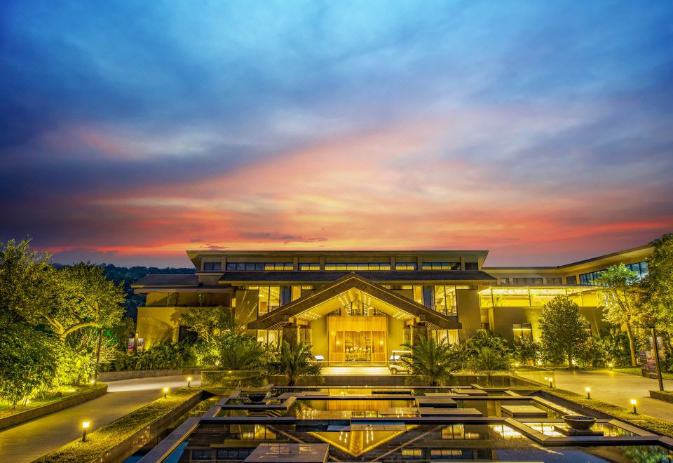 龙门南崑山居温泉度假村外景图