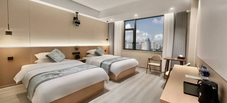 山坡坡客栈(张家界国家森林公园武陵源标志门店)图片