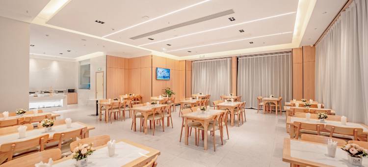 格林豪泰酒店(临泉国际汽配城店)图片